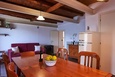 Image de Joli appartement dans une maison de vacances avec Wifi, Tv, patio, animaux admis et parking