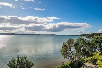 Image de Harbour View - Westmere Holiday Apartment