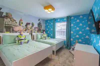 Image de Brand new 4 Bd In resort community -water park1062