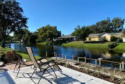 Image de Sale! New Listing! Minutes to beaches and preserves! Family Fun w/ private pool