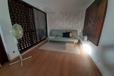 Image de Cta417-moradia V2+1 Situada em Santa Luzia com ar Conditionado