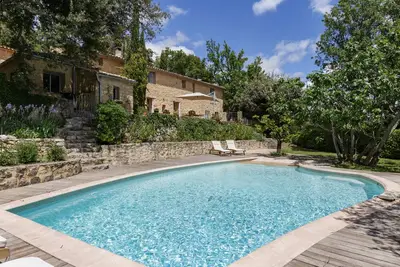 Image de Villa La Colline avec piscine et magnifique vue sur le Mt Ventoux