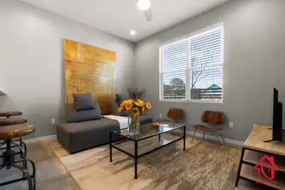 Image de Casa De Tijeras – Amazing Downtown 3bd w Garage