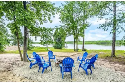 Image de Coco Villa-Hot tub, kayak, paddle, Volleyball&Games!