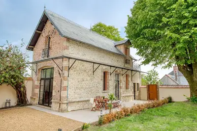 Image de Charme Rustique, Luxe Moderne au Perche