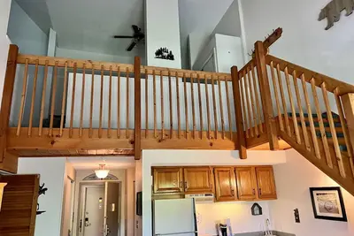 Image de Stunning Mountain & River Views! 2 Bedroom with Loft Sleeps 8