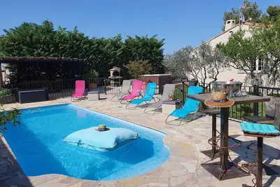 Image de Pretty villa with swimming pool + T2 for 11 people 10 minutes from the sea!