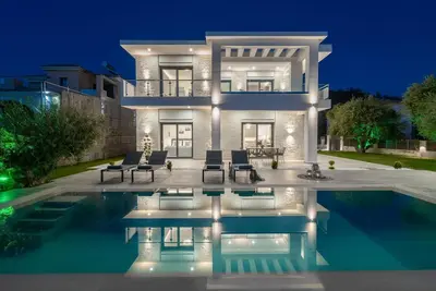 Image de Solis Ortus Villa! ! ! !