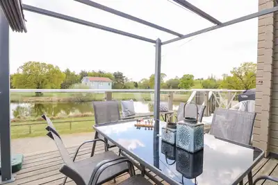 Image de Links View, country holiday cottage, with open fire in Fritton