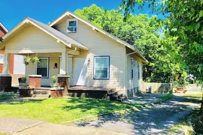 Image de Uk/Rupp/Downtown-3 Bedroom-3 Bath! !