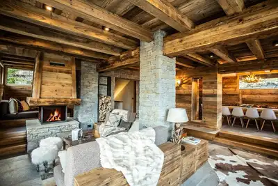 Chalet Seventy One - Luxury Ski Chalet for large groups italian Matterhorn side