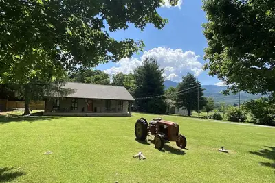 Image de Couzin Sid’s Farmhouse in Wears Valley between Pigeon Forge and Townsend