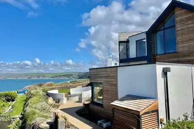 The Old Coastguard Lookout, pet friendly, with a garden in Port Isaac