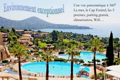 Image de Le Hameau Cap Esterel vue mer, piscines, climatisé 4 personnes, parking gratuit