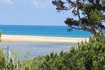 Image de Appartement pour 4 pers, proche plage, parking, terrasse, commerces à proximité