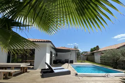 Image de Villa Cactus - 4 chb - 2 sdb - piscine chauffée - plages et port proches