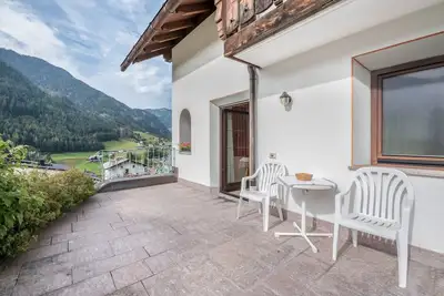 Image de Appartement \"Prapoz Typ A\" avec vue sur les montagnes, balcon et Wi-Fi.
