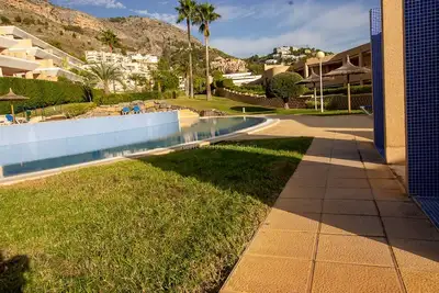 Ref 137) Altea Appartement 3 chambres/2 salles de bain/grande terrasse au soleil