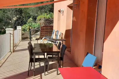 Image de grand appartement à deux pas de la plage