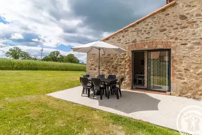 Image de Gîte champêtre proche Puy du Fou avec terrasse, parking privé et tout inclus!