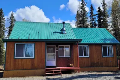 Image de Quiet Alaskan cabin near the mouth of the Kasilof