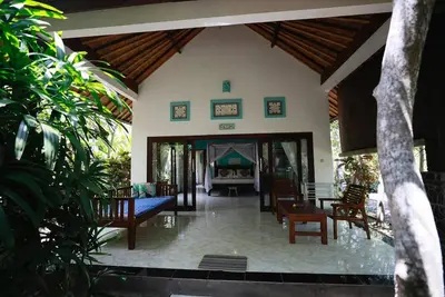 Kirana Homestay - Breeze
