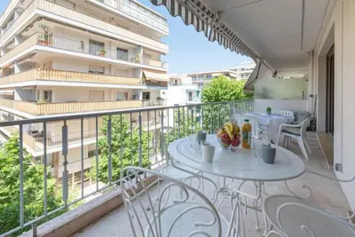 Image de Le Valencia by Interhome
