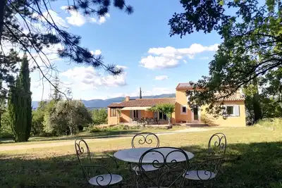 Image de Villa Soleyanou maison indépendante, calme, vue dominante en campagne à Saignon