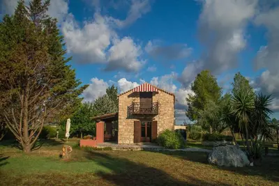 Image de Stone House for 6 in vineyard estate