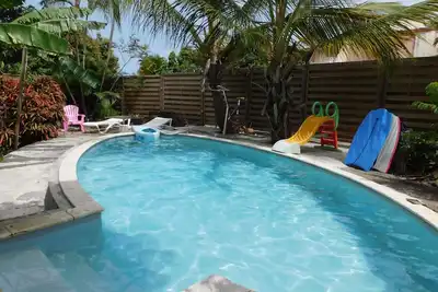 Image de Villa Pomme cannelle piscine et plage privée