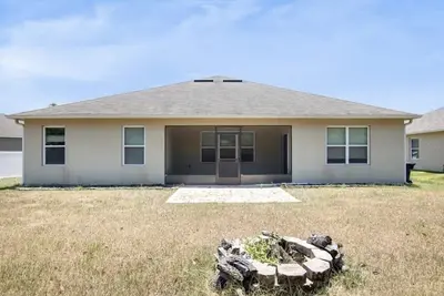 Image de Single Family Home 4 bed 2 bath