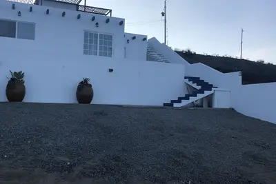 Image de Ocean View, modern new, private, quiet guarded community