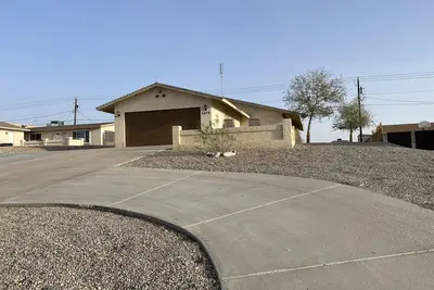 Image de *New* Havasu Hacienda! Lake view, 1 mile from lake