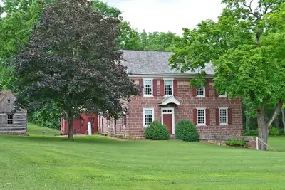 Image de The 1764 Mohler House! Beautifully Restored Farmhouse 3br/4ba on 9aces w/firepit