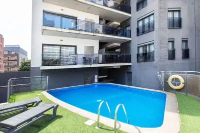 Image de Bel appartement pour 5 personnes avec piscine, climatisation, Wifi, Tv et balcon