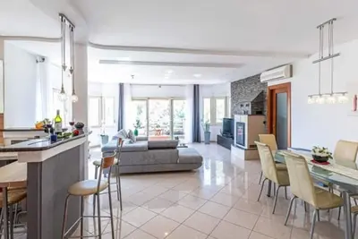 Image de Vacation that you deserve, relaxing luxury house