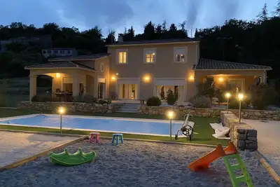 Image de Belle villa de standing dans les Cévennes