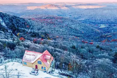 Image de Gorgeous Chalet - Incredible Views - Hot Tub - Fire Pit