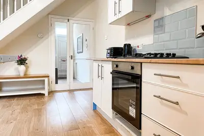 Image de The Victoria - Quaint Victorian Home - Free Parking