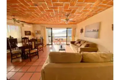 Image de Lorena - Amazing Ocean View!