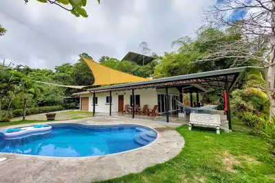 Image de Stunning nomad villa with ocean and valley views