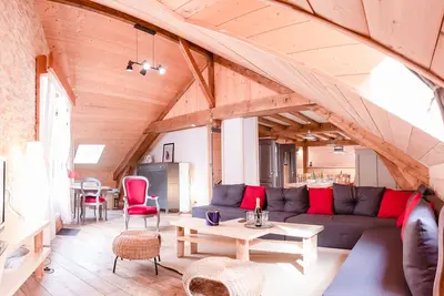 Image de Au cœur du village maison de 182 m2, entièrement rénovée