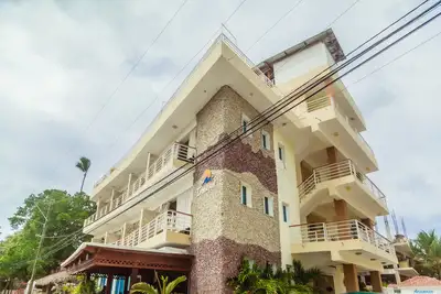 Image de Beautiful Newer Hotel, 4 minute walk to the Beach