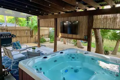 Marathon Florida Keys - Sunset Oasis 2 Bed 1 Bath Sleeps 6