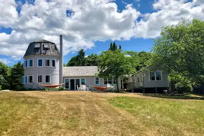 Image de Menemsha Pond waterfront   Available July 21 till 1 August, Sept, Oct 2025