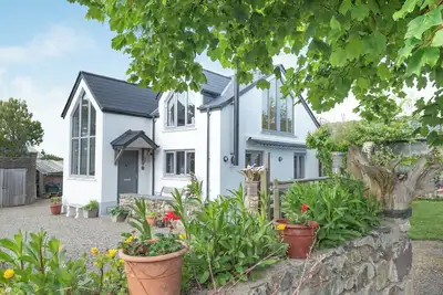 Image de 4 chambres à coucher à St Davids