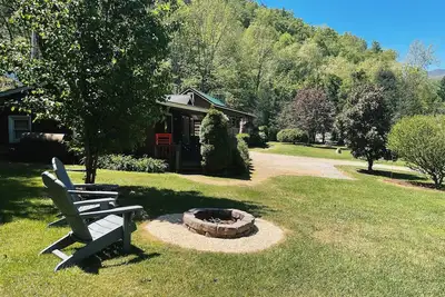 Image de Relaxing country cabin near the Blue Ridge Parkway