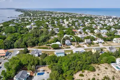 Image de Oceanside with sound views, walking distance to the boardwalk