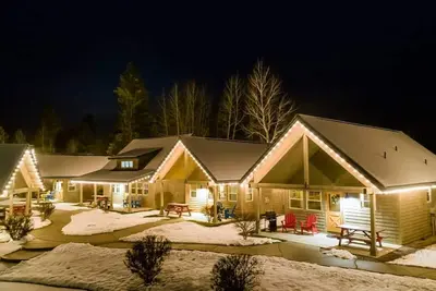Tranquility Base - Courtyard Beach Bungalow