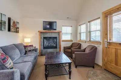 Image de Rendezvous - Courtyard Beach Bungalow